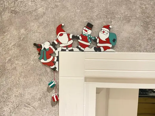 Festive Christmas Door Corner Decoration