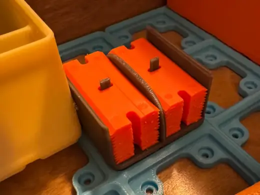 Gridfinity Rebuilt plastic blade holder, half grid