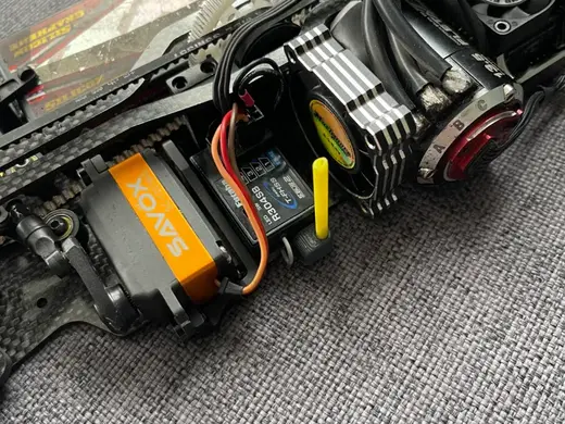 RC Receiver Mount with tuck away antenna