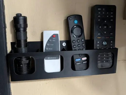 4 slot remote or gadget wall mountable organizer