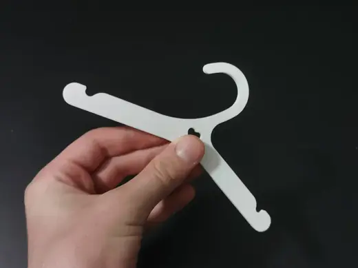 clothes hanger (mini)