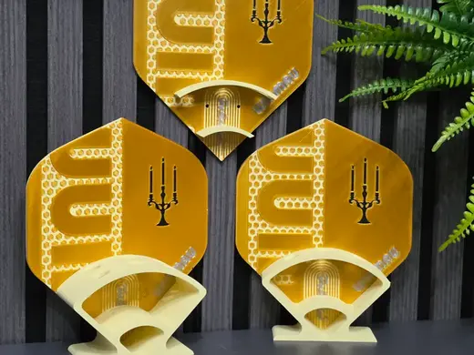 XL Flight Dart Holders & Wall Art - Bobby George