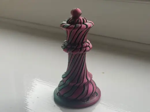 Queen chess piece passthrough fidget