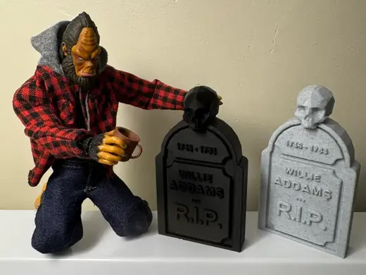 1/12 Scale Gravestone with Skull (customisable)