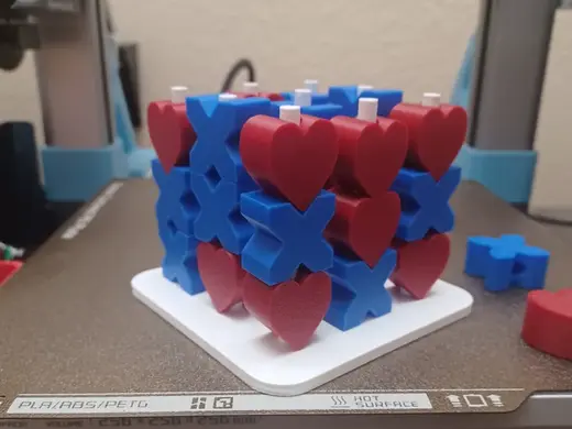 3D Tic Tac Toe Valentines Edition Hearts & Kisses
