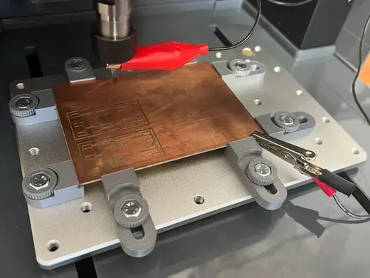 Low-Profile PCB Clamp for Genmitsu Cubiko CNC
