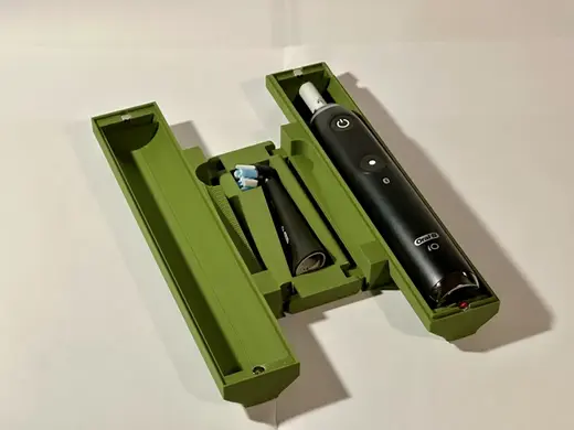 Oral-B iO Compact Travel Case (Personalizable)
