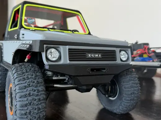 ZUKI FRONT/REAR BUMPER VS4-10 VANQUISH RC