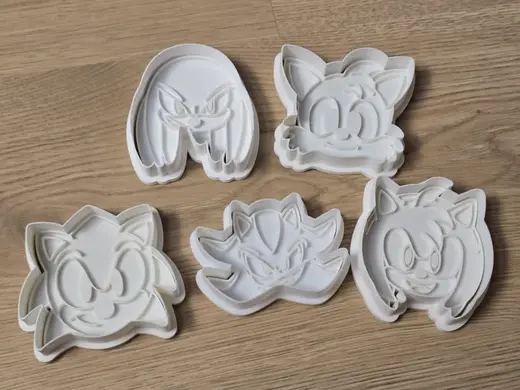 Sonic the Hedgehog and Friends Cookie Cutter Set