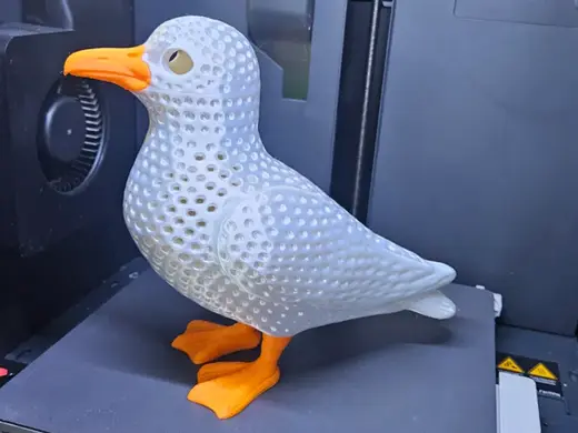 Voronoi Möwe – Stylische Deko für Strandliebhaber
