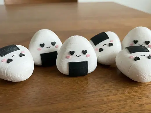 Onigiri in love for Valentine's day