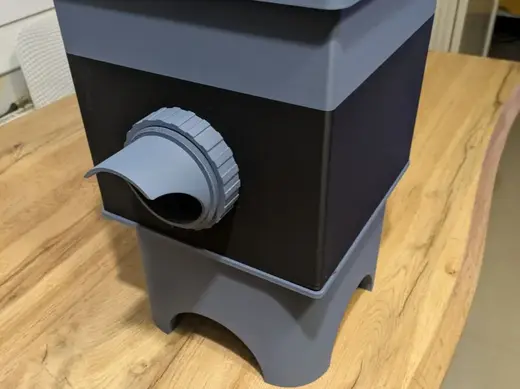 Chicken feeder with no waste (All parts printed!)