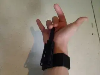 Rubberband Spiderman Shooter (Web Shooter Style)
