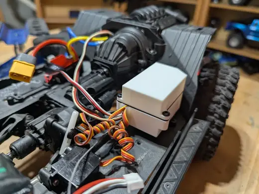 SCX 10iii RX case. (Larger)