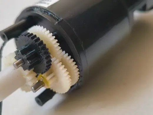 Gear for a pepper grinder crusher mill