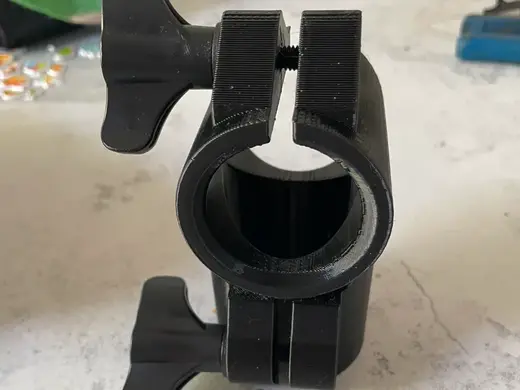 1.5'' pipe conector holder
