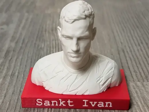 Ivan Prtajin Statue