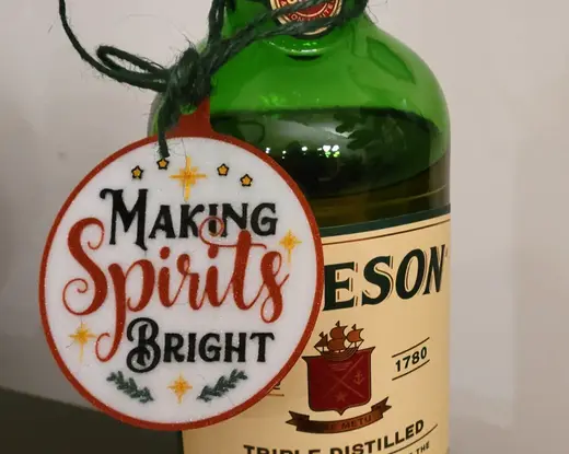 Gift Tag Ornament, "Making Spirits Bright"