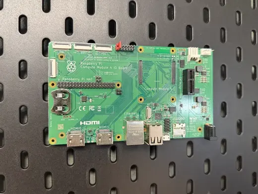 Compute Module 4 IO Board Skadis mount (CM4)
