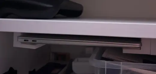Notebook Halterung für Regal, Schrank etc. Besta