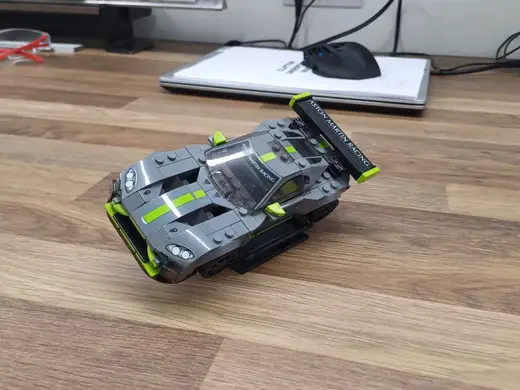Minimalist Speed Champions Car Stand