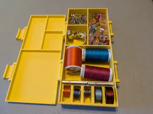 Travel Sewing Case (Print in Place)
