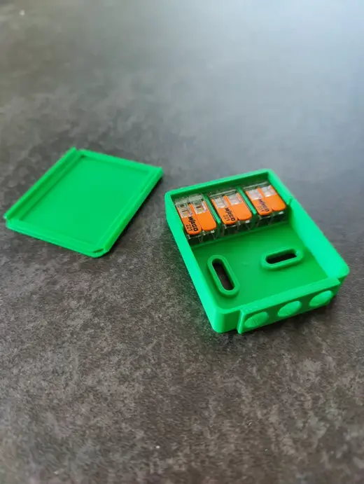 WAGO 221 Box with Cover