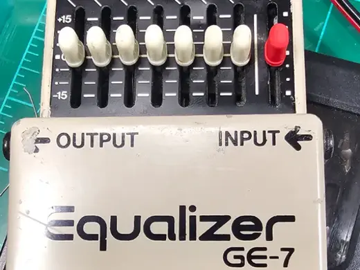 Boss GE7 Slider Knob w/ Factory Style Brim