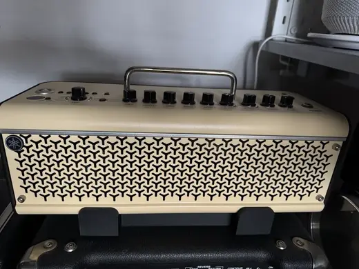 Stand for Yamaha THR30ii
