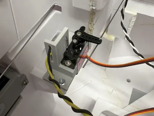 R2-D2 DPL Door servomount with reed contact