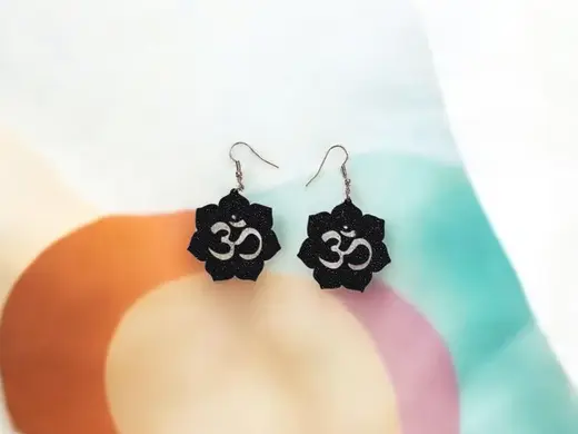 Omalotus earrings