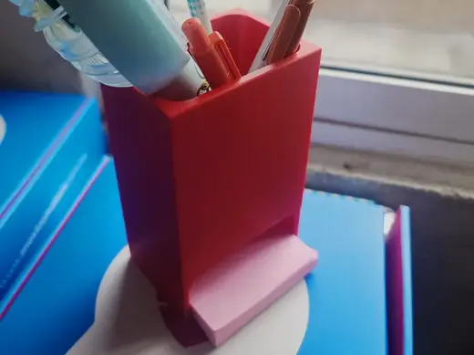 Pen Holder with Sticky Note Slot
