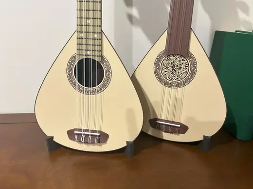 Simple Oudelele Stand