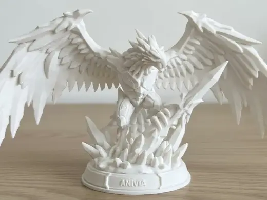 Anivia (League of Legends Figure Collection)