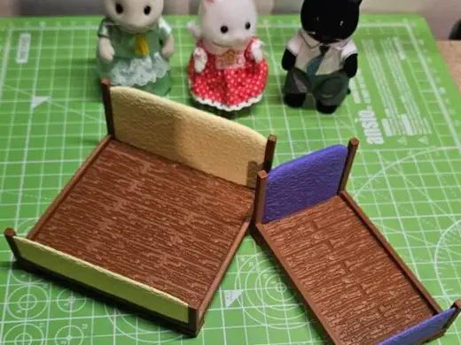 Play bed for Sylvanian Families/Calico critters