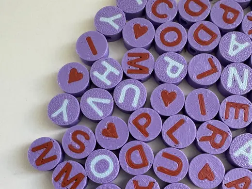 Three colour reversible letter beads V10