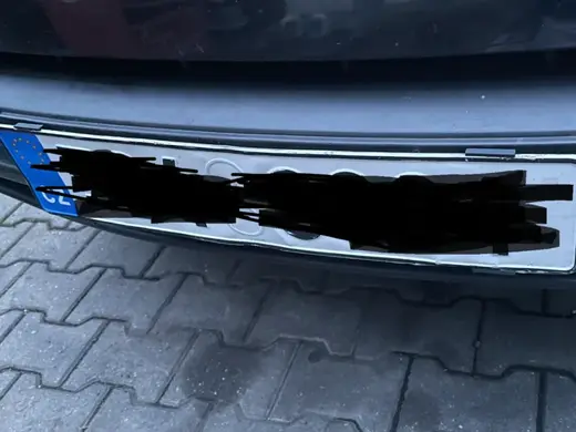 Invisible plate holder SPZ