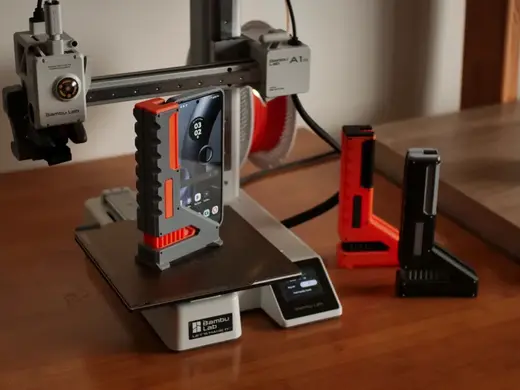 SciFi themed phone holder - no support-zhu George