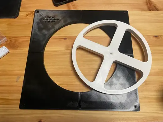Customizable hole template for router / cutting