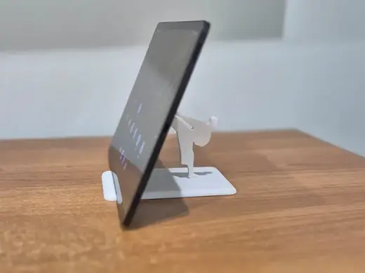 Universal smartphone and monitor/tablet stand