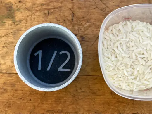 Measuring cup for 1 portion rice - 1/2 cup or 90ml