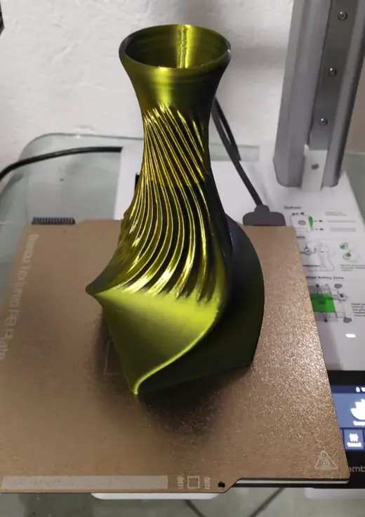 Twist Vase