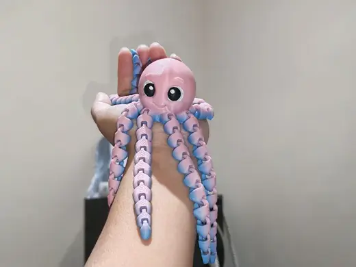 Very Cute Articulated Octopus