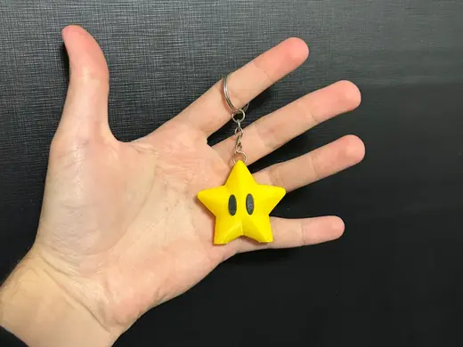 Super Mario Bros - Super Star Keychain
