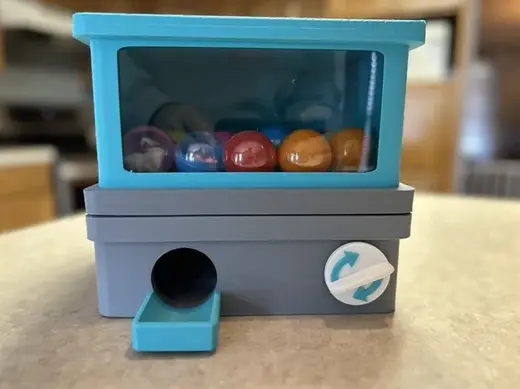 Gacha/Surprise Ball Machine