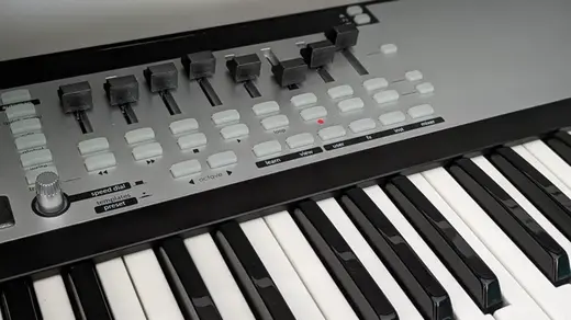 Novation SL drawbar cap slider