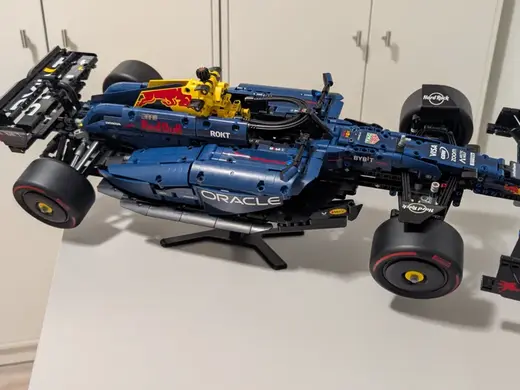 Stand for Formula 1 Bricks 1:8 scale