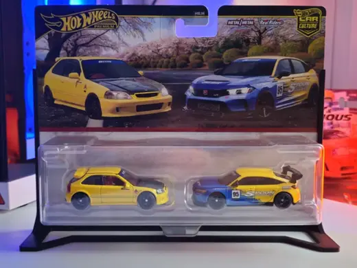 Hotwheels Premium Duo Card stands