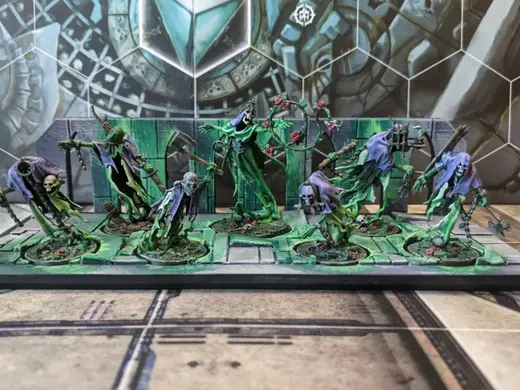 Thorns of the Briar Queen Miniature Display Stand