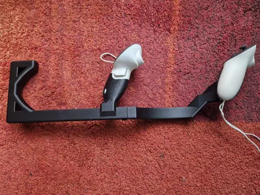 Fast grip gunstock for quest 3